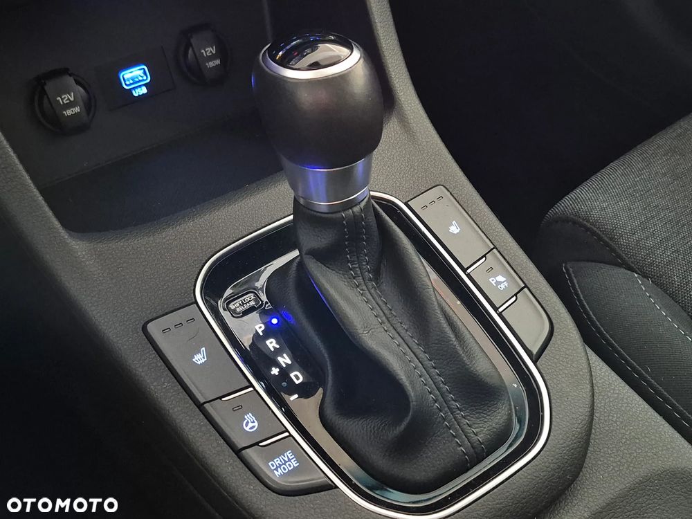 Hyundai i30 1.5 T-GDI 48V Premium DCT - 27