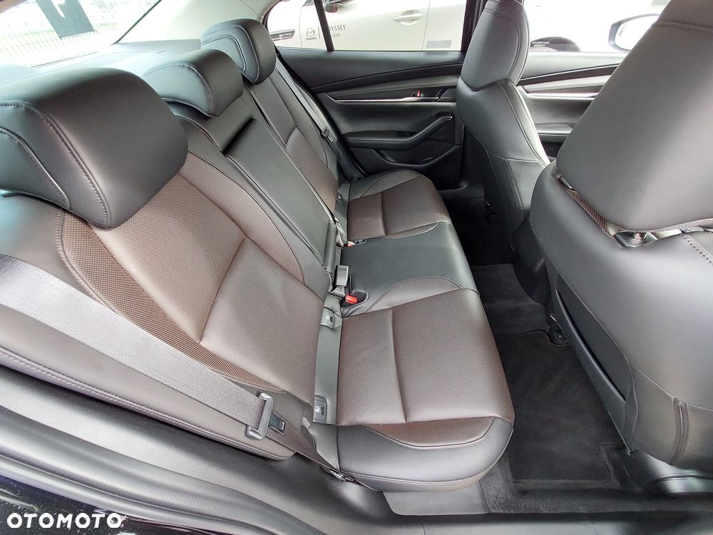 Mazda 3 2.0 mHEV Takumi - 9