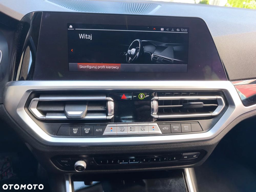 BMW Seria 3 318i Advantage - 15