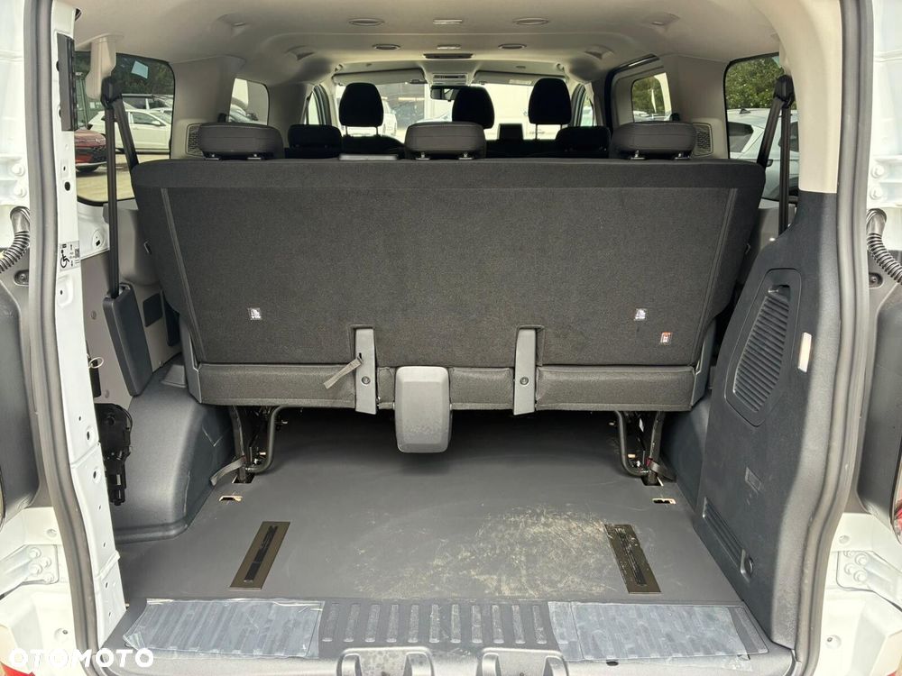 Volkswagen Transporter Kombi L1H1 M1 - 19