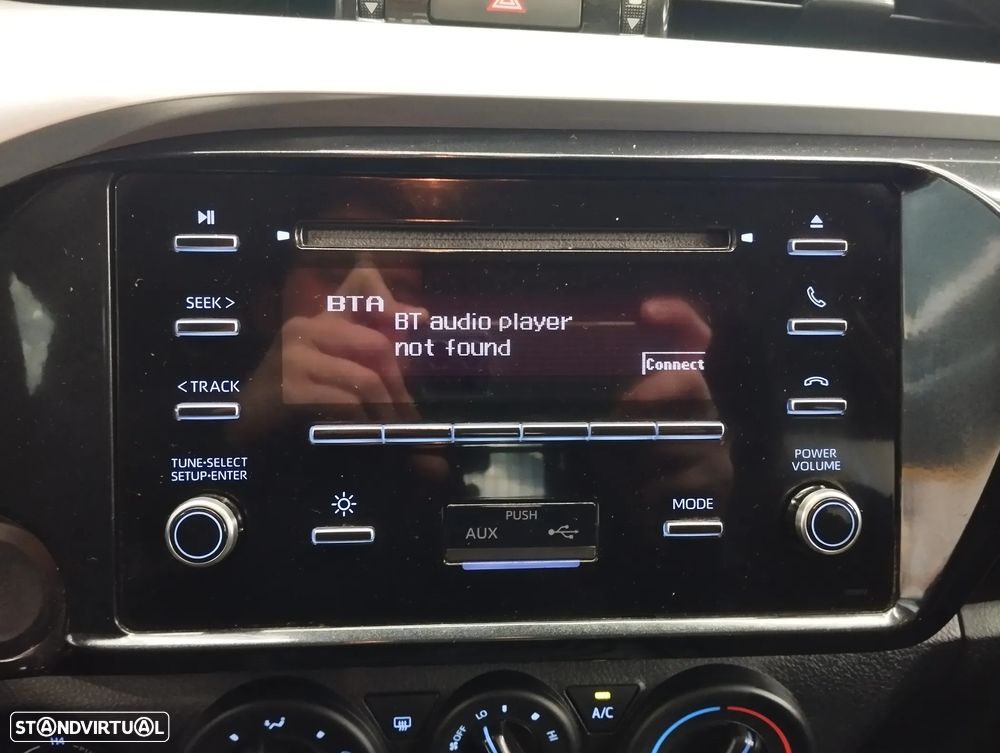 Toyota Hilux 2.4 D-4D 4WD CD CM - 18