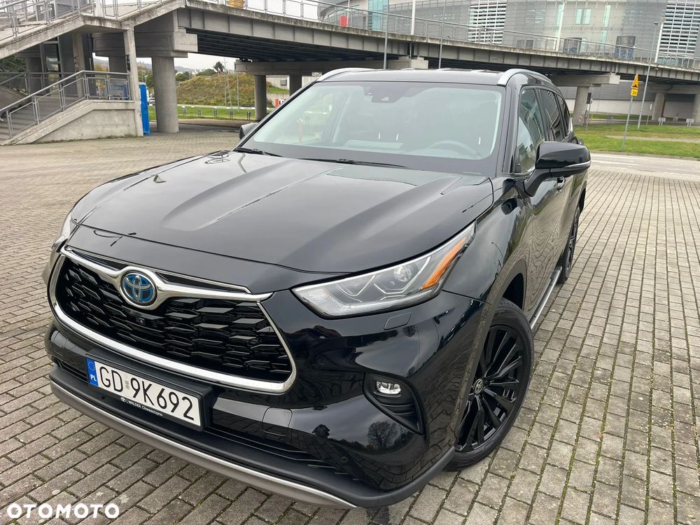 Toyota Highlander - 1