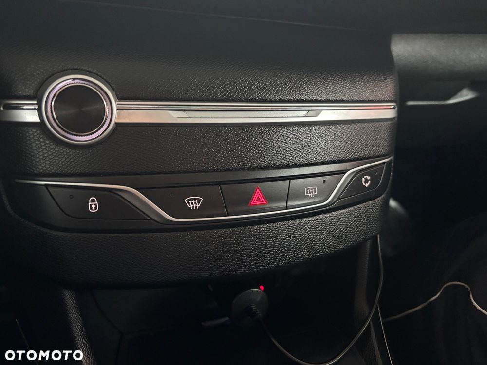 Peugeot 308 1.2 PureTech Active S&S EAT6 - 30