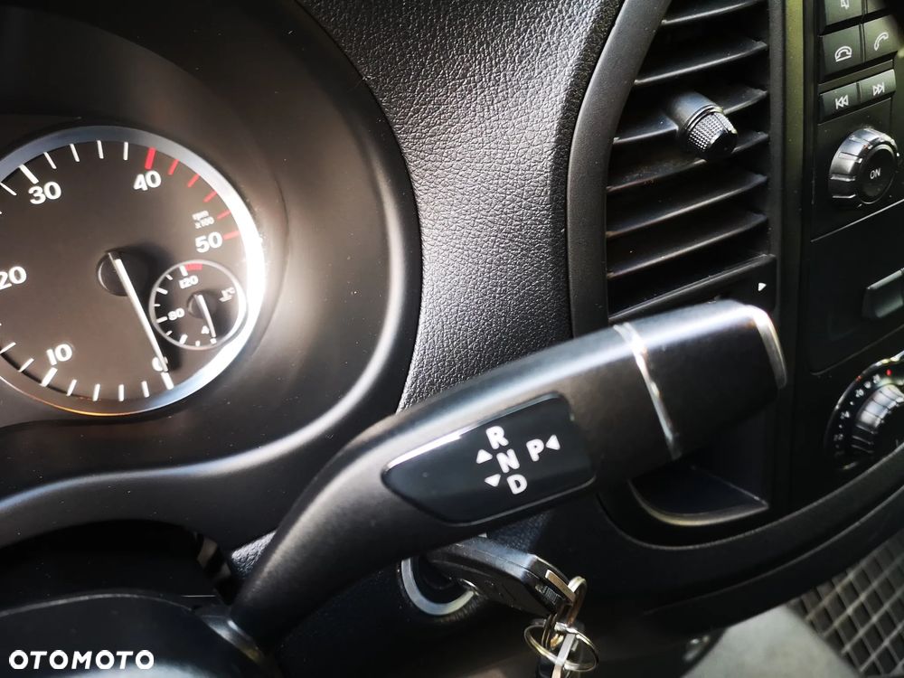 Mercedes-Benz Vito - 14