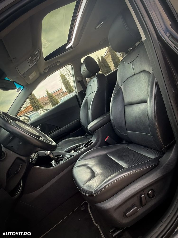 Kia Niro 1.6 GDI 2WD Aut. Edition 7 - 10