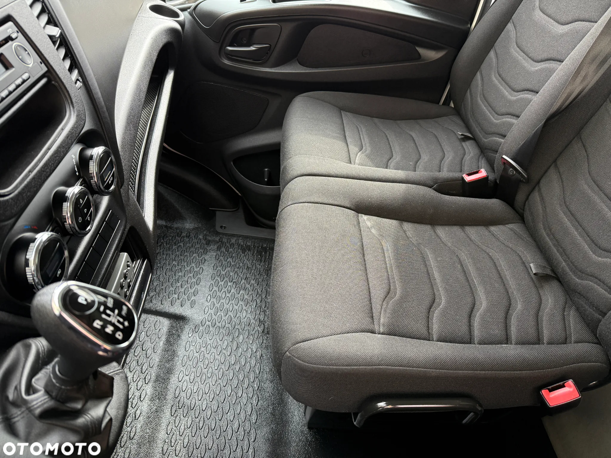 Iveco Daily 3,0 Chłodnia Mroźnia Winda - 25
