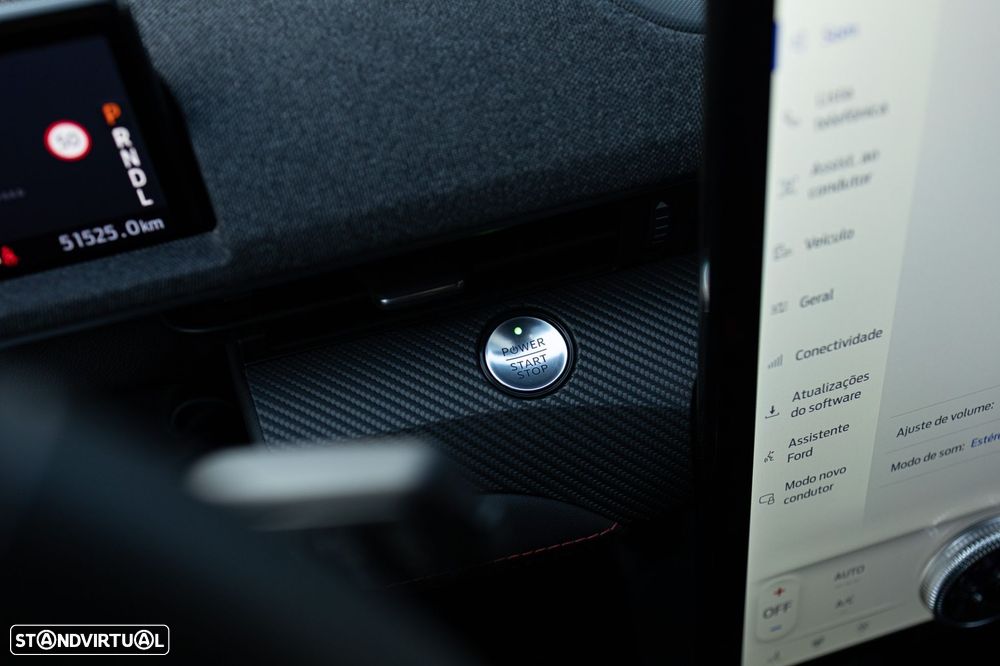 Ford Mustang Mach-E AWD PREMIUM - 27