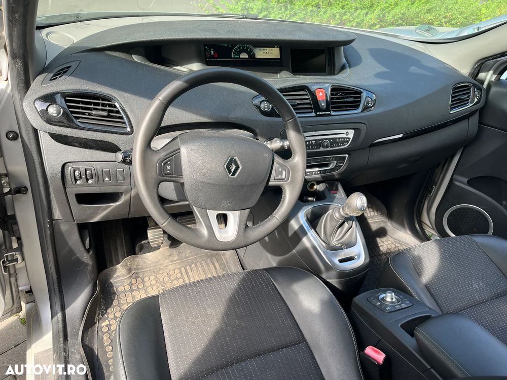 Renault Scenic - 6