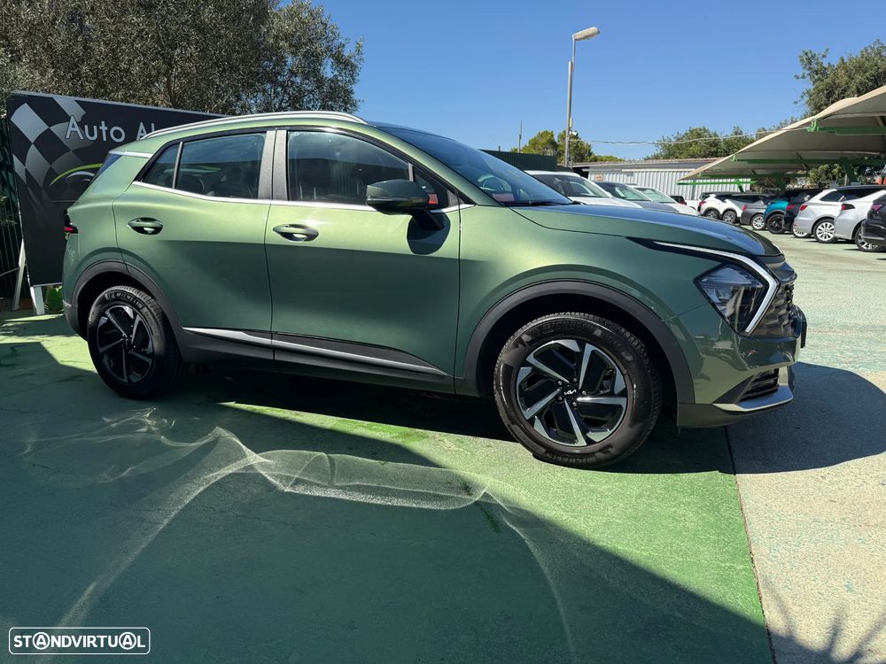 Kia Sportage 1.6 T-GDi HEV Tech - 11