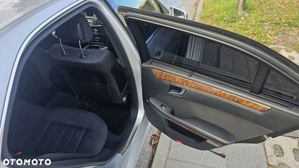 Mercedes-Benz Klasa E 350 CDI DPF BlueEFFICIENCY 7G-TRONIC Elegance - 14