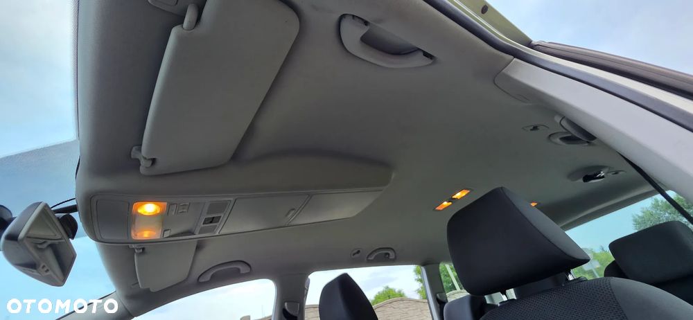 Volkswagen Touran 1.4 TSI DSG MATCH - 20