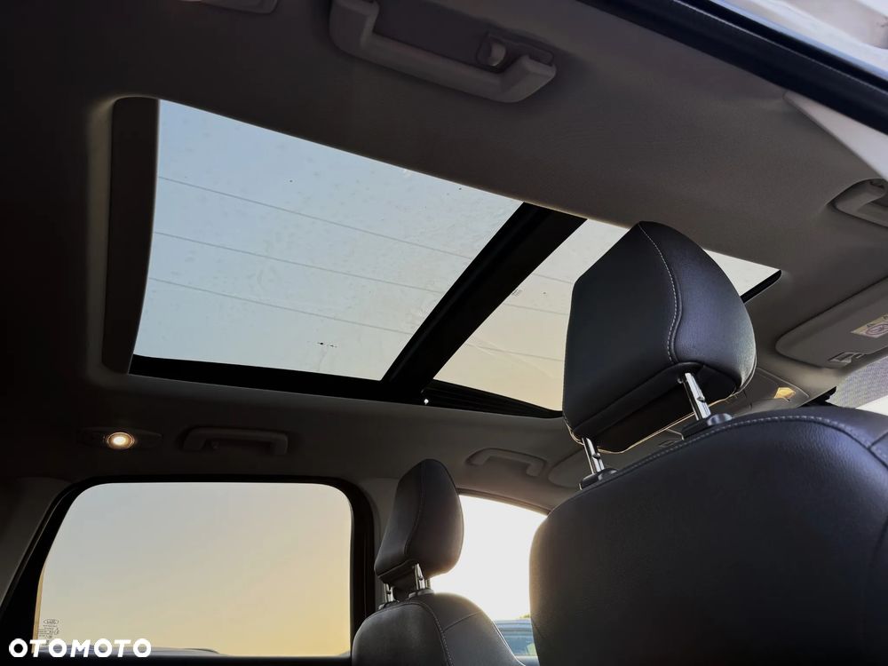 Ford Kuga 2.0 TDCi 4x2 Titanium - 13