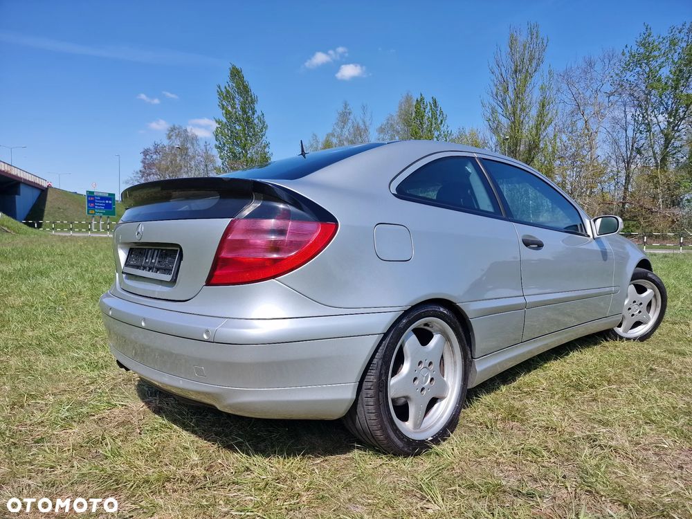 Mercedes-Benz Klasa C 180 Kompressor Sportcoupe - 20