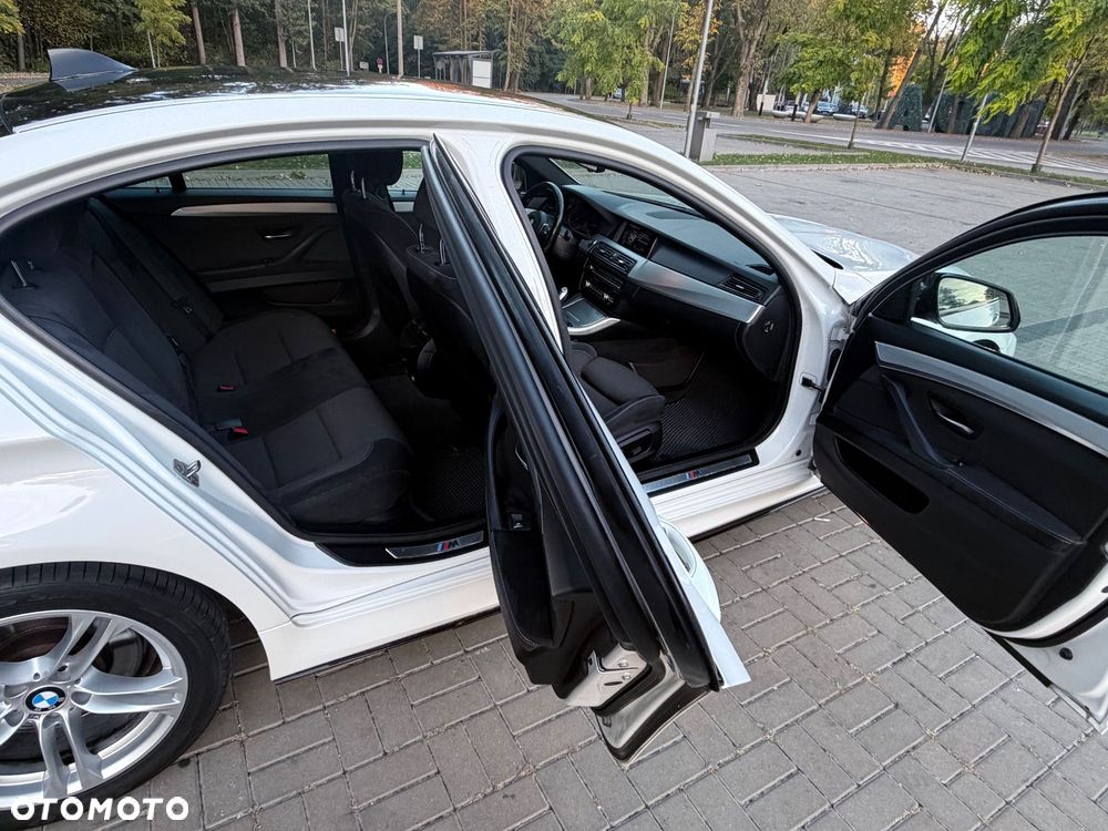 BMW Seria 5 520d xDrive M Sport sport - 8