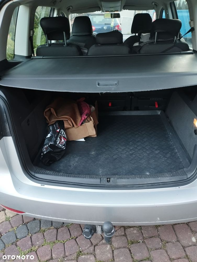 Volkswagen Touran 1.6 TDI DPF CityLine - 11