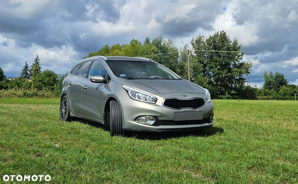 Kia Ceed - 1