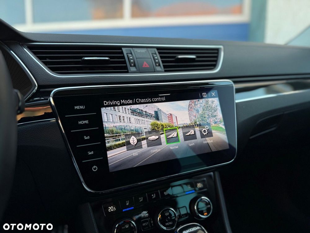 Skoda Superb 2.0 TDI SCR L&K DSG - 21