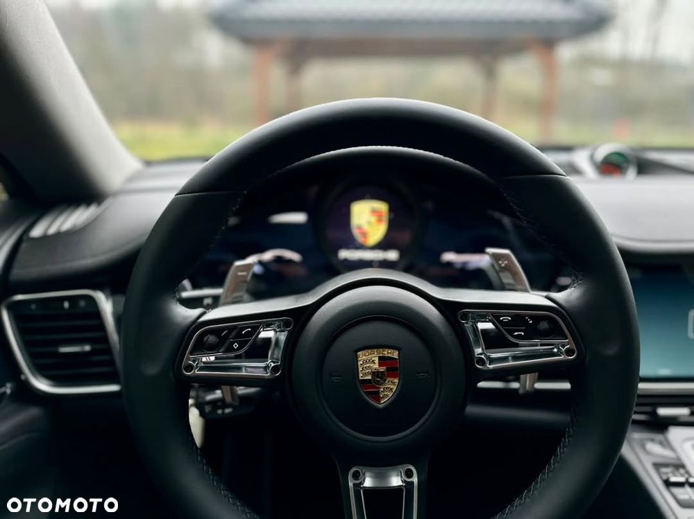 Porsche Panamera PDK - 5