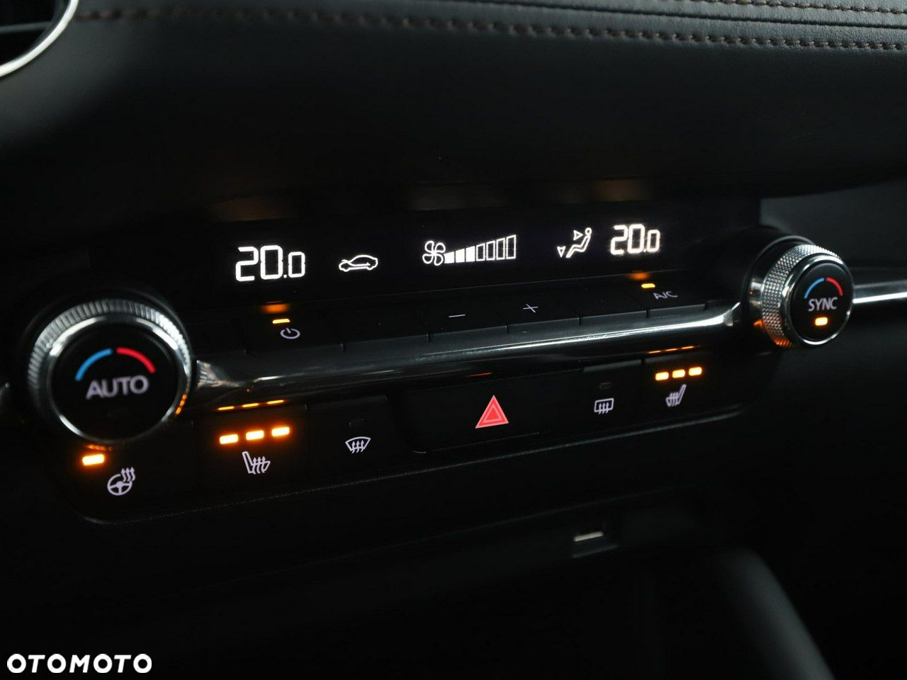 Mazda 3 SKYACTIV-G 120 Automatik Signature - 29
