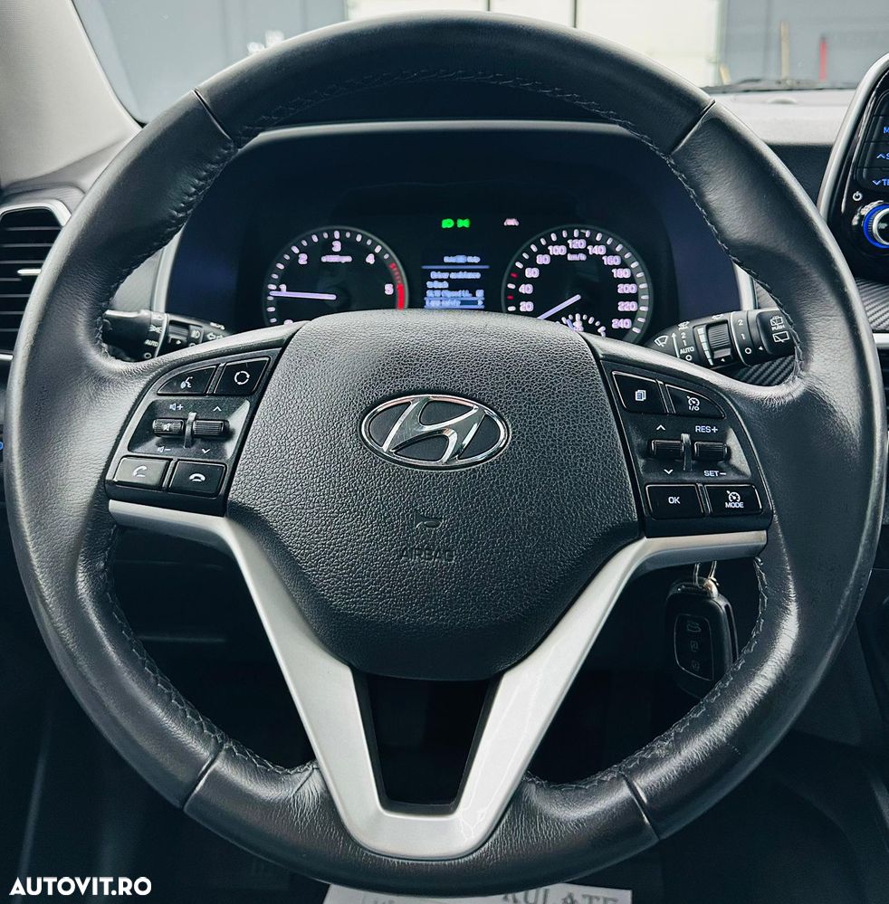 Hyundai Tucson blue 1.6 CRDi 2WD Style - 32