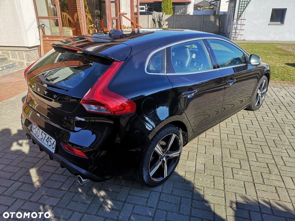 Volvo V40 - 2