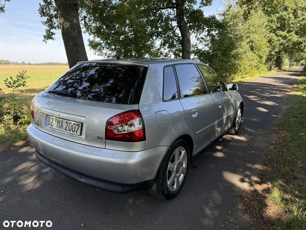 Audi A3 Sportback 1.6 Attraction - 6
