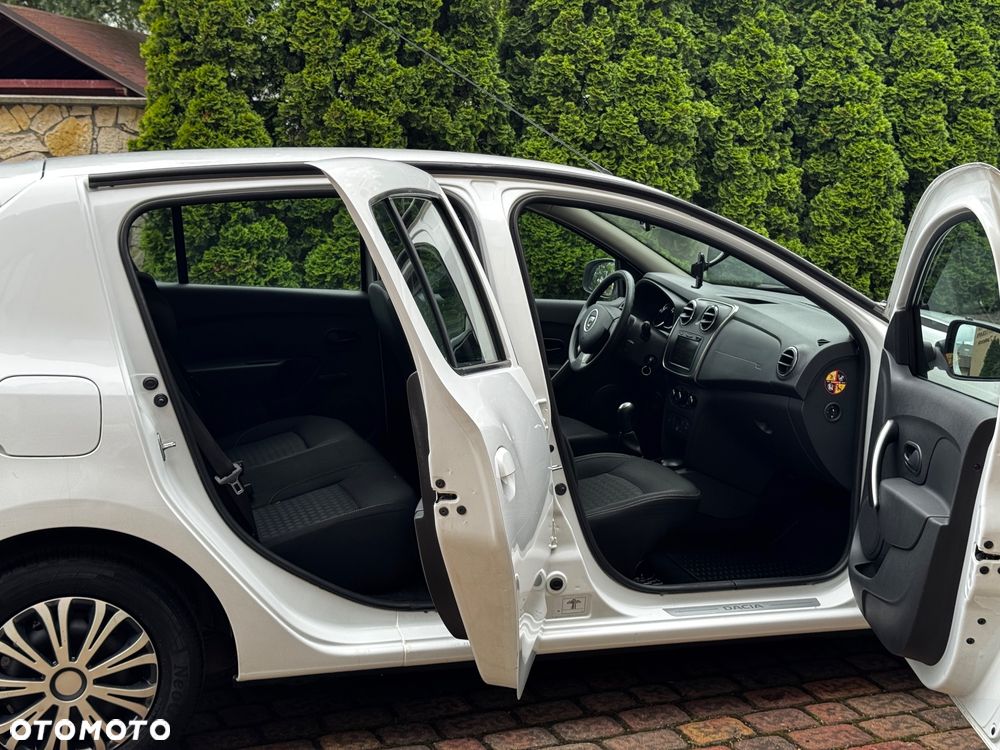 Dacia Sandero 1.2 16V Laureate - 28