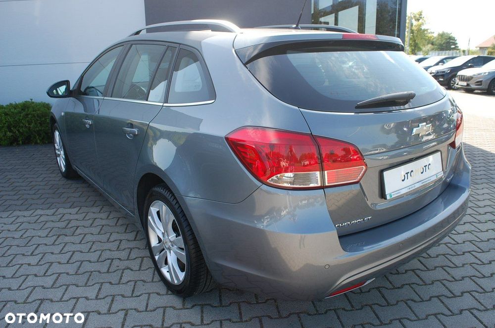 Chevrolet Cruze - 3