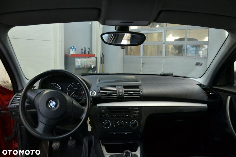 BMW Seria 1 - 16