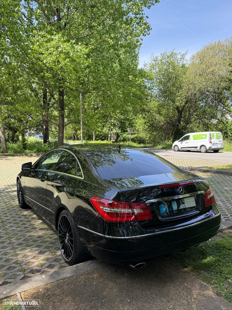 Mercedes-Benz E 220 - 5
