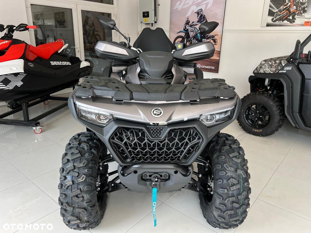 CFMoto CForce - 18