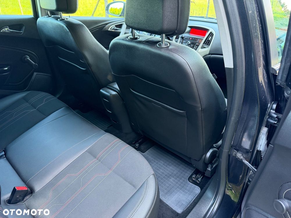 Opel Astra 1.4 Turbo 150 Jahre - 7