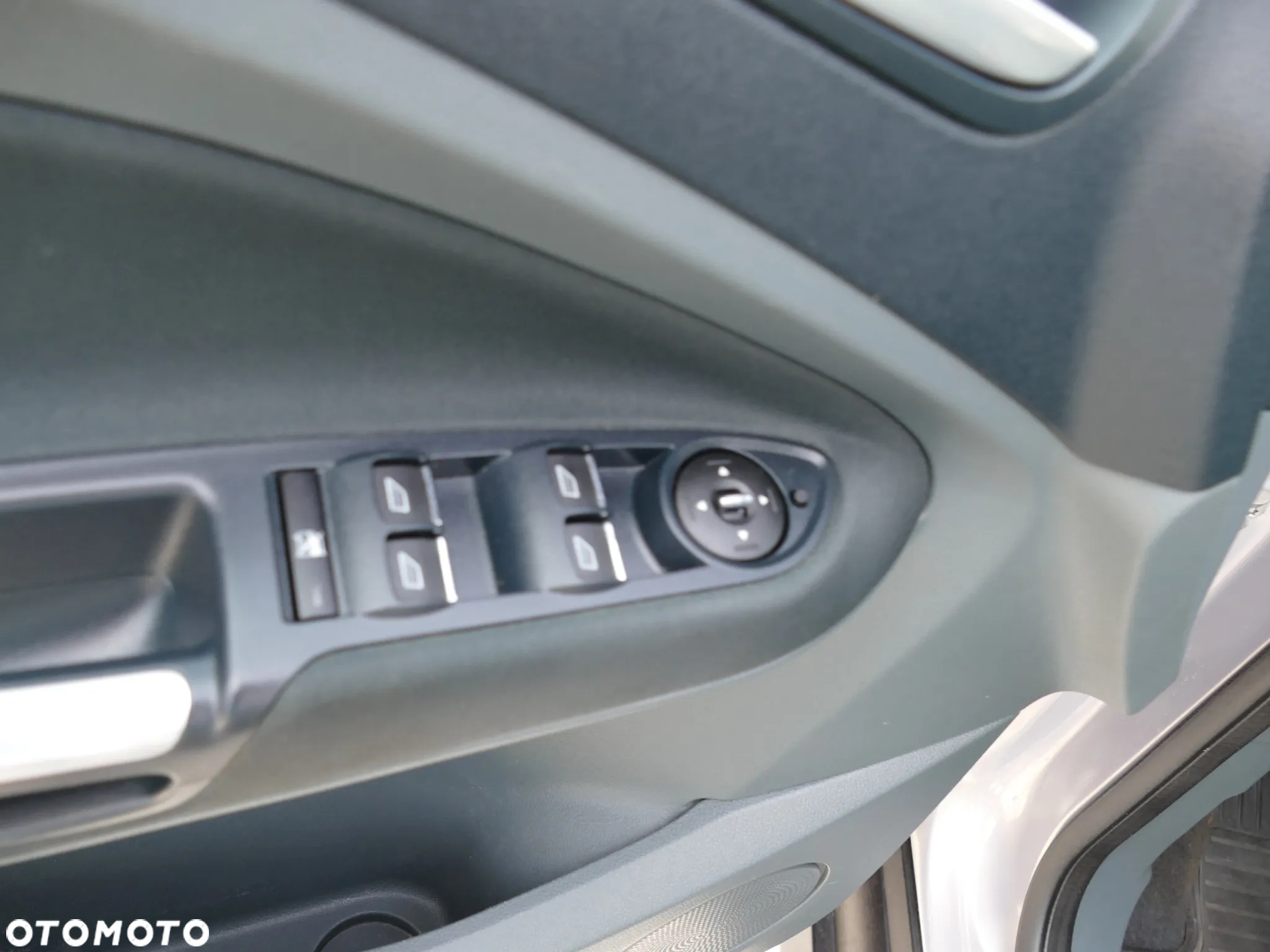 Ford C-MAX 1.6 TDCi Start-Stop-System Business Edition - 14