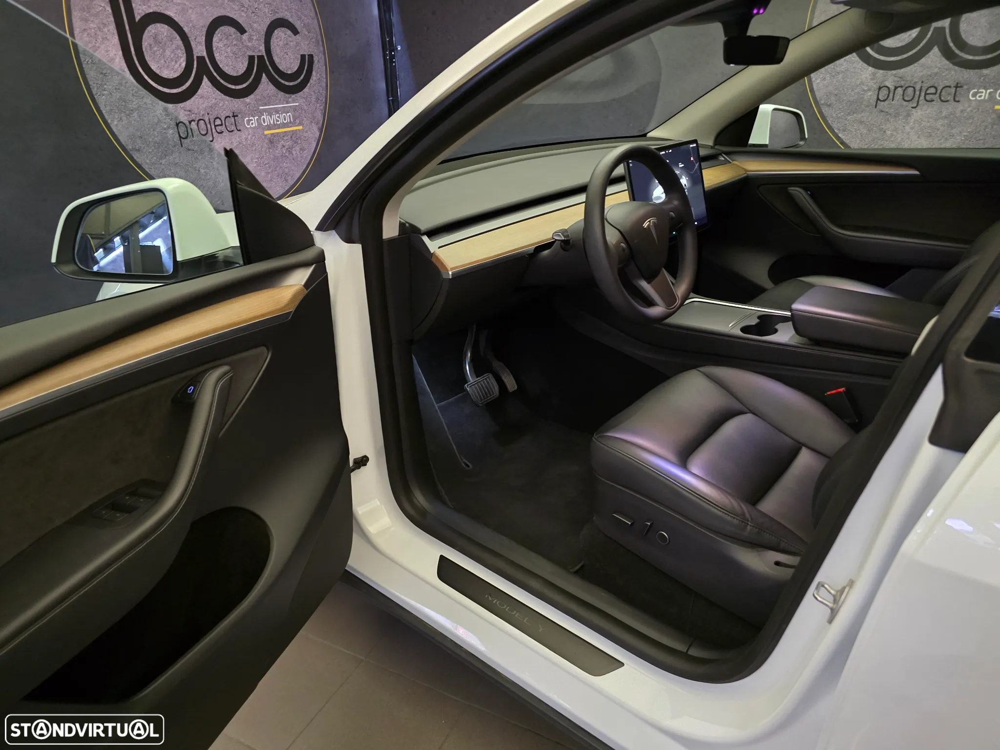 Tesla Model Y Long Range Tração Integral - 11