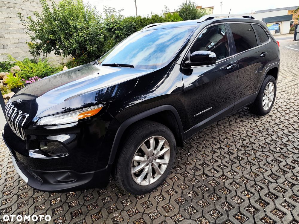 Jeep Cherokee - 9