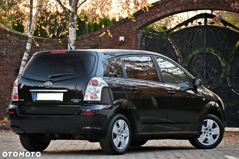 Toyota Corolla Verso 1.8 Sol + 7os - 15