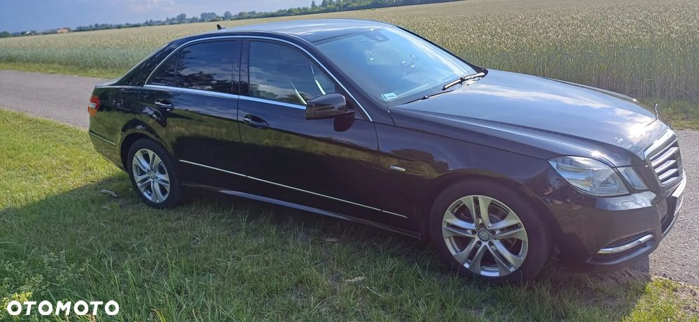 Mercedes-Benz Klasa E 220 CDI DPF BlueEFFICIENCY Automatik Avantgarde - 1
