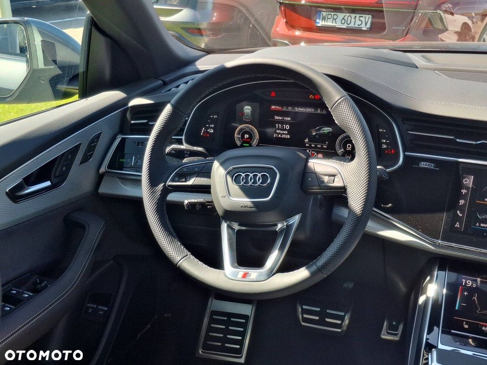 Audi Q8 - 18
