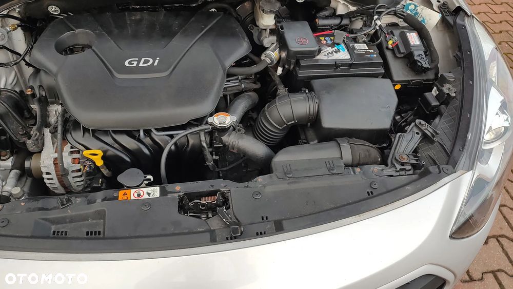 Hyundai i30 1.6 Classic + - 21