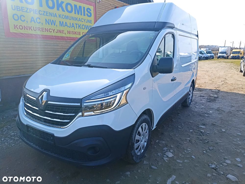 Renault TRAFIC - 1