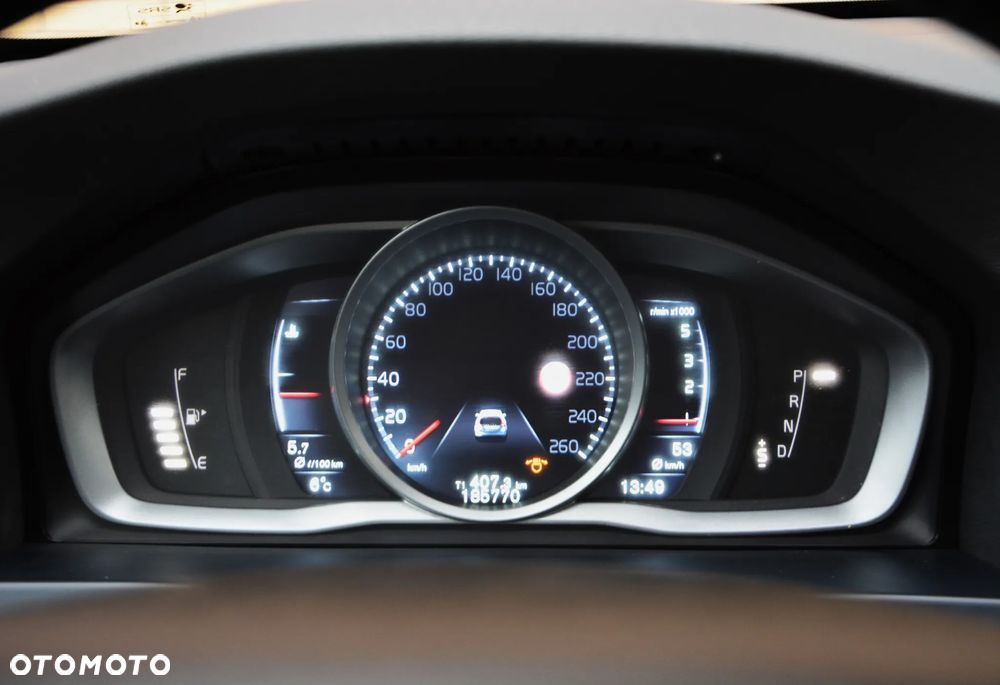 Volvo V60 D4 Geartronic Summum - 14