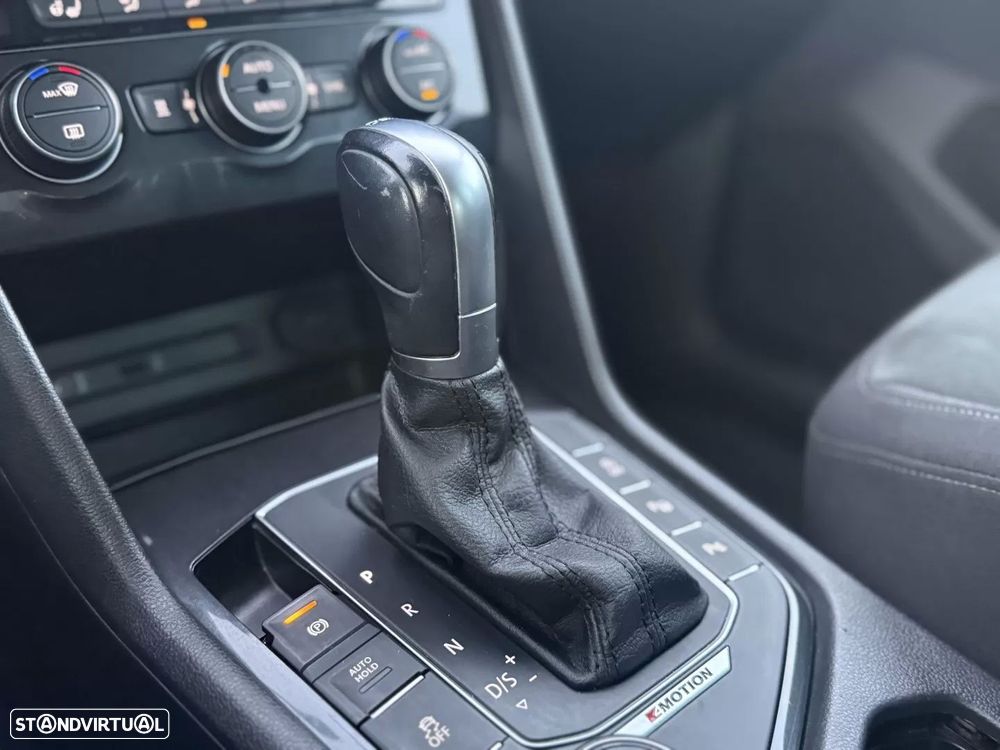VW Tiguan 2.0 TDI Highline DSG 4Motion - 24