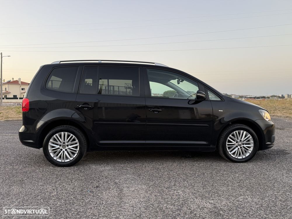 VW Touran 1.6 TDI DPF DSG Cup - 8