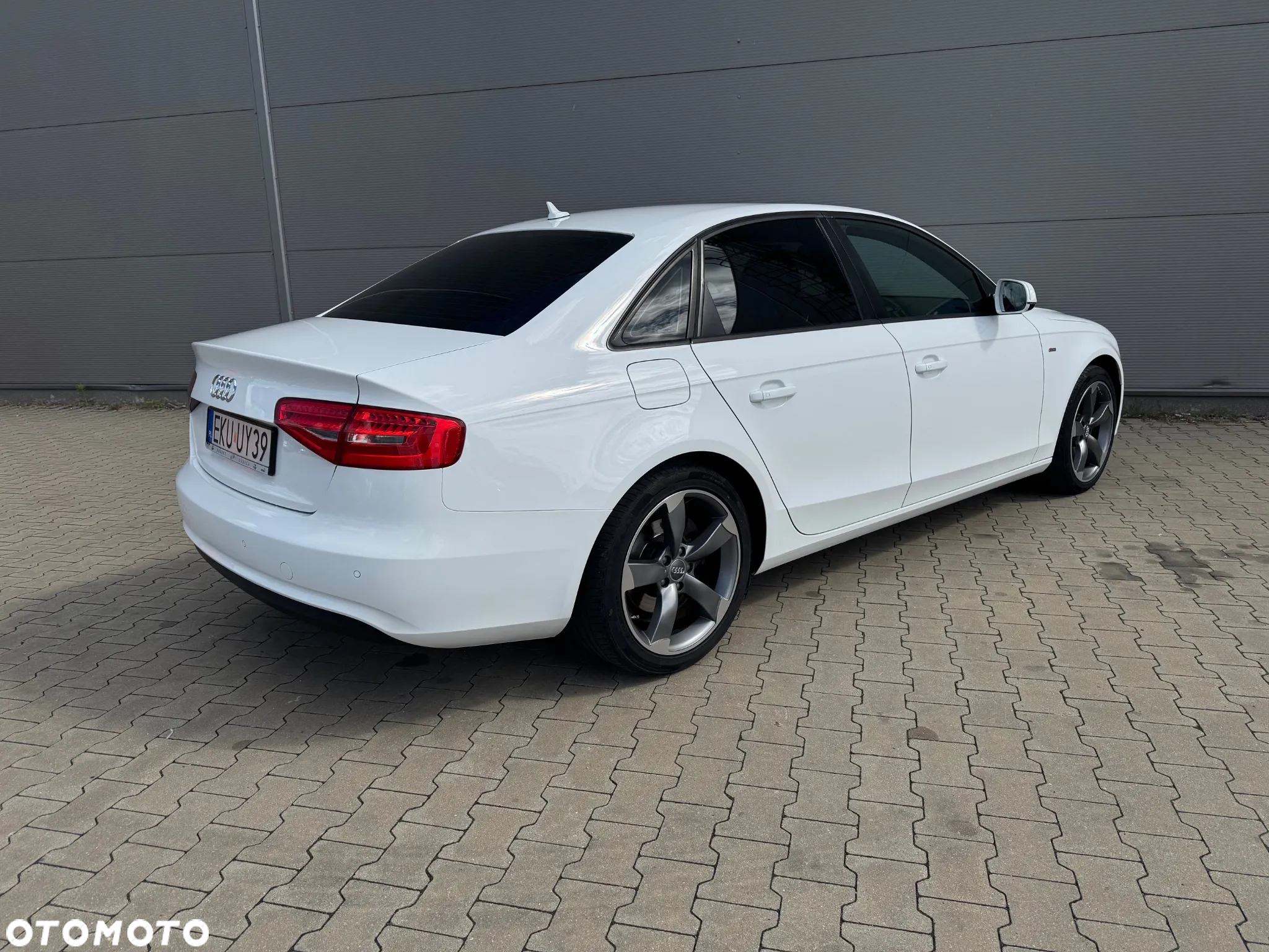Audi A4 2.0 TDI Multitronic - 4
