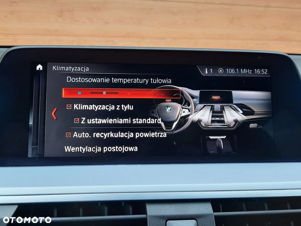 BMW X3 xDrive20i - 34