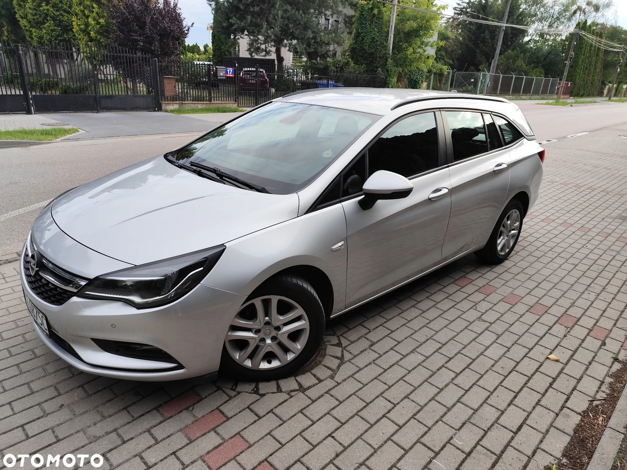 Opel Astra V 1.4 T Dynamic - 8