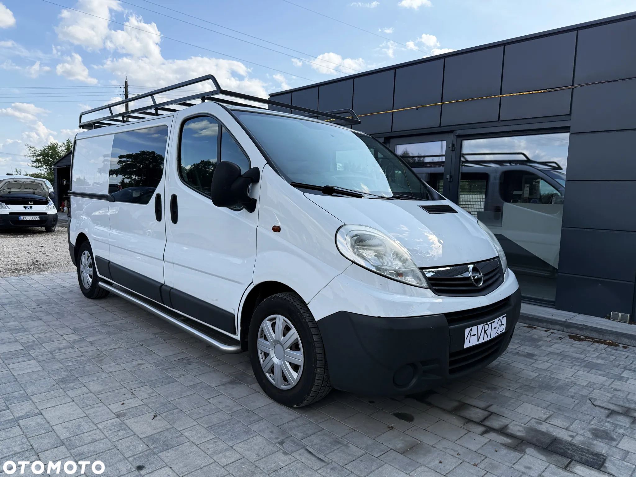 Opel Vivaro L2H1 2.9t - 5
