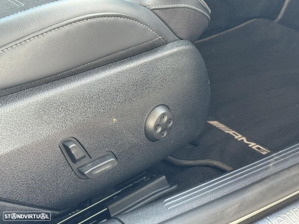 Mercedes-Benz C 300 e AMG Line - 34