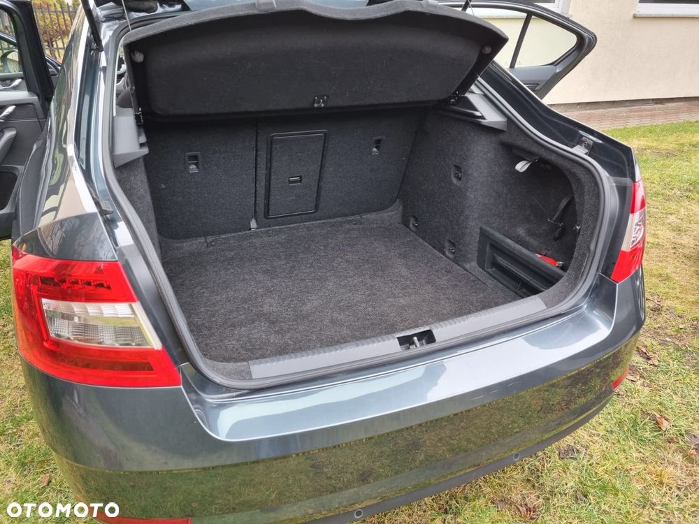 Skoda Octavia 1.5 TSI ACT DSG Style - 2