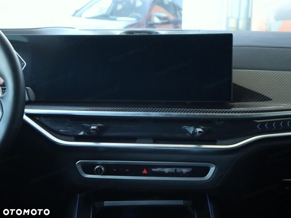 BMW X7 - 8